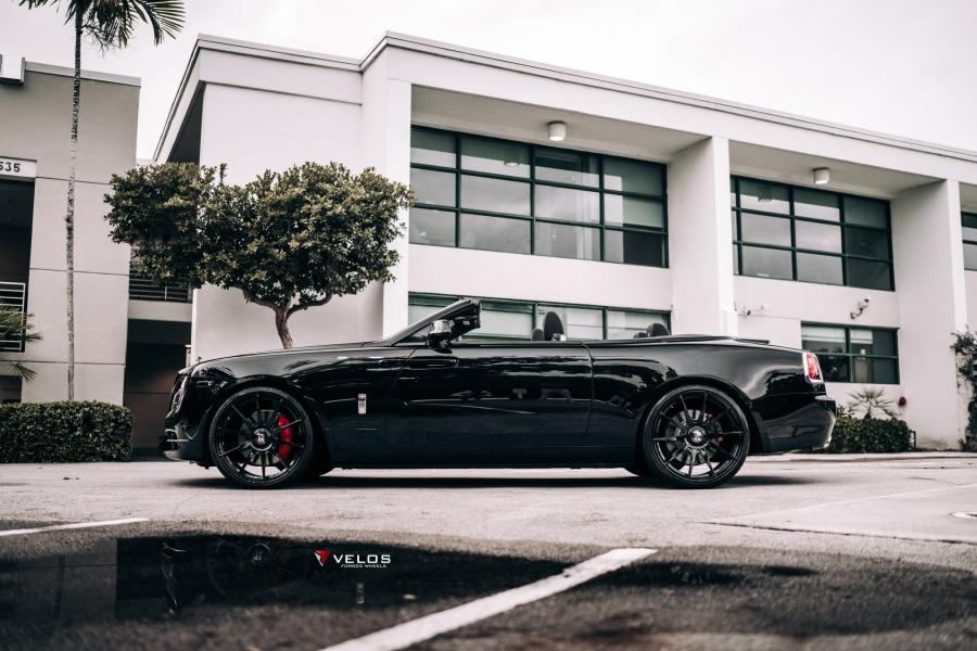  Rolls-Royce Dawn on Velos Wheels (S10) 2019 года  (фото 3 из 13)